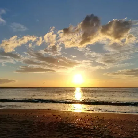 Апартаменты Una Vacanza Al Mare Летоянни